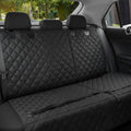 Protector impermeable para el asiento trasero del vehículo.
